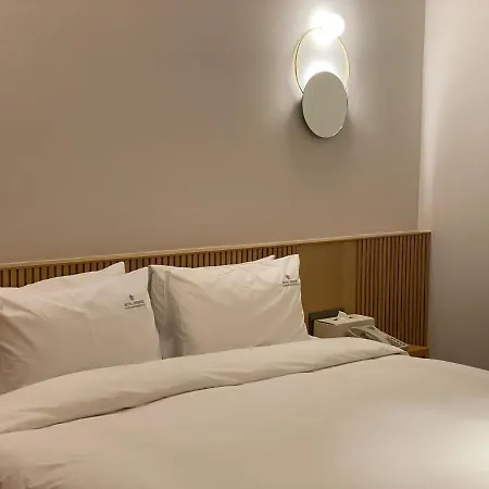 호텔 에비뉴 창원 외부 사진